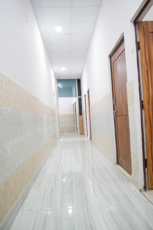 Hotel O New Jp Hotel Meerut Ngoại thất bức ảnh